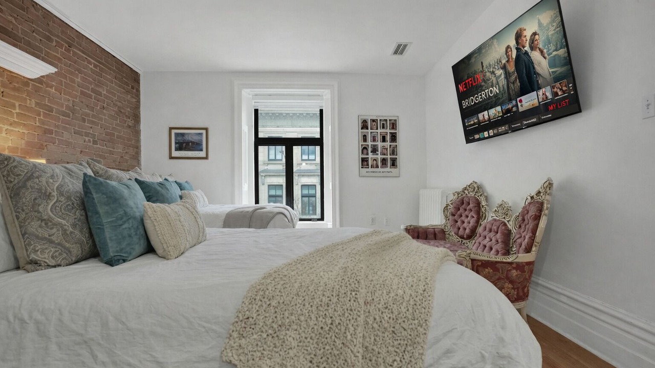 Photo of Bedroom in Ville-Marie
