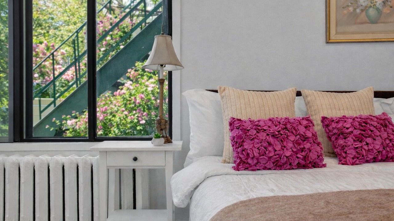 Photo of Bedroom in Ville-Marie