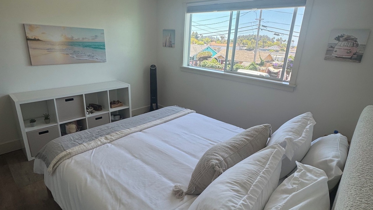 Photo of Bedroom in Opal Cliffs