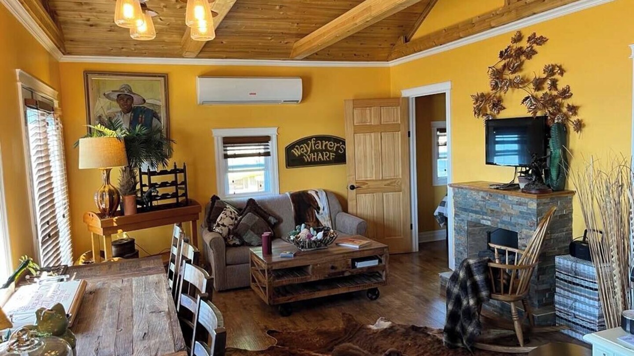 Photo of Livingroom in Merrickville-Wolford