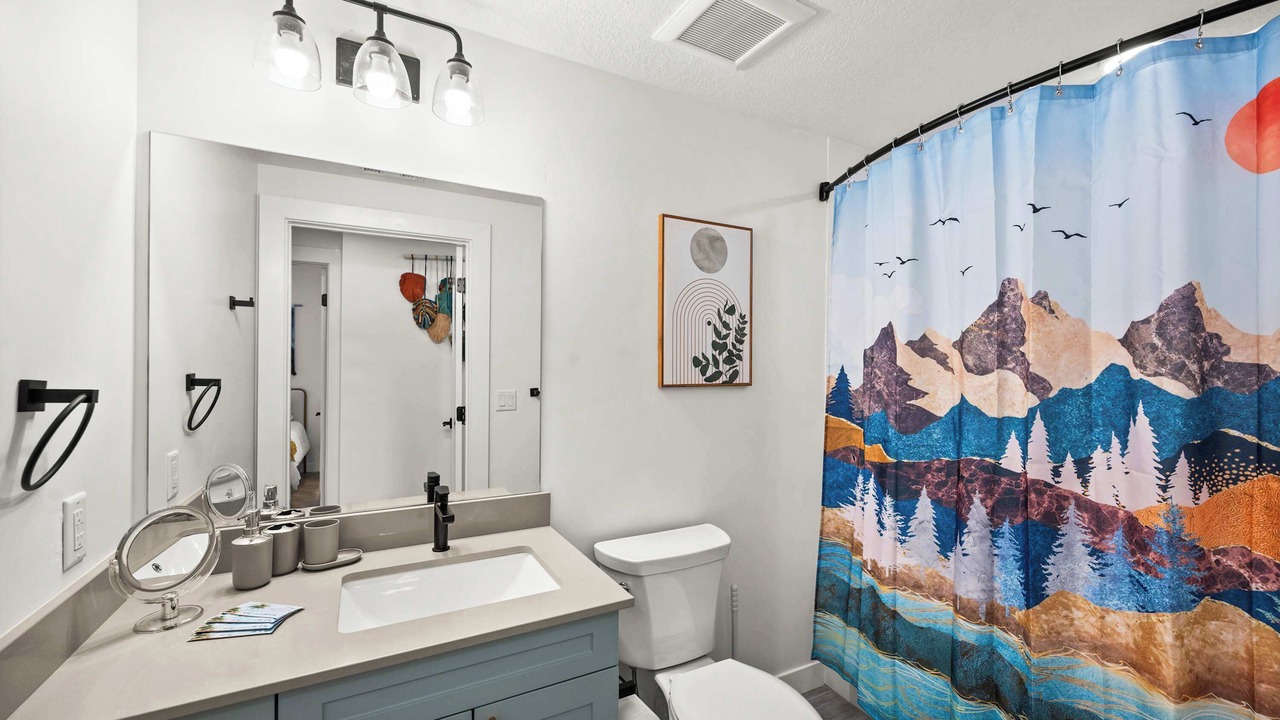 Photo of Bathroom in People's Freeway