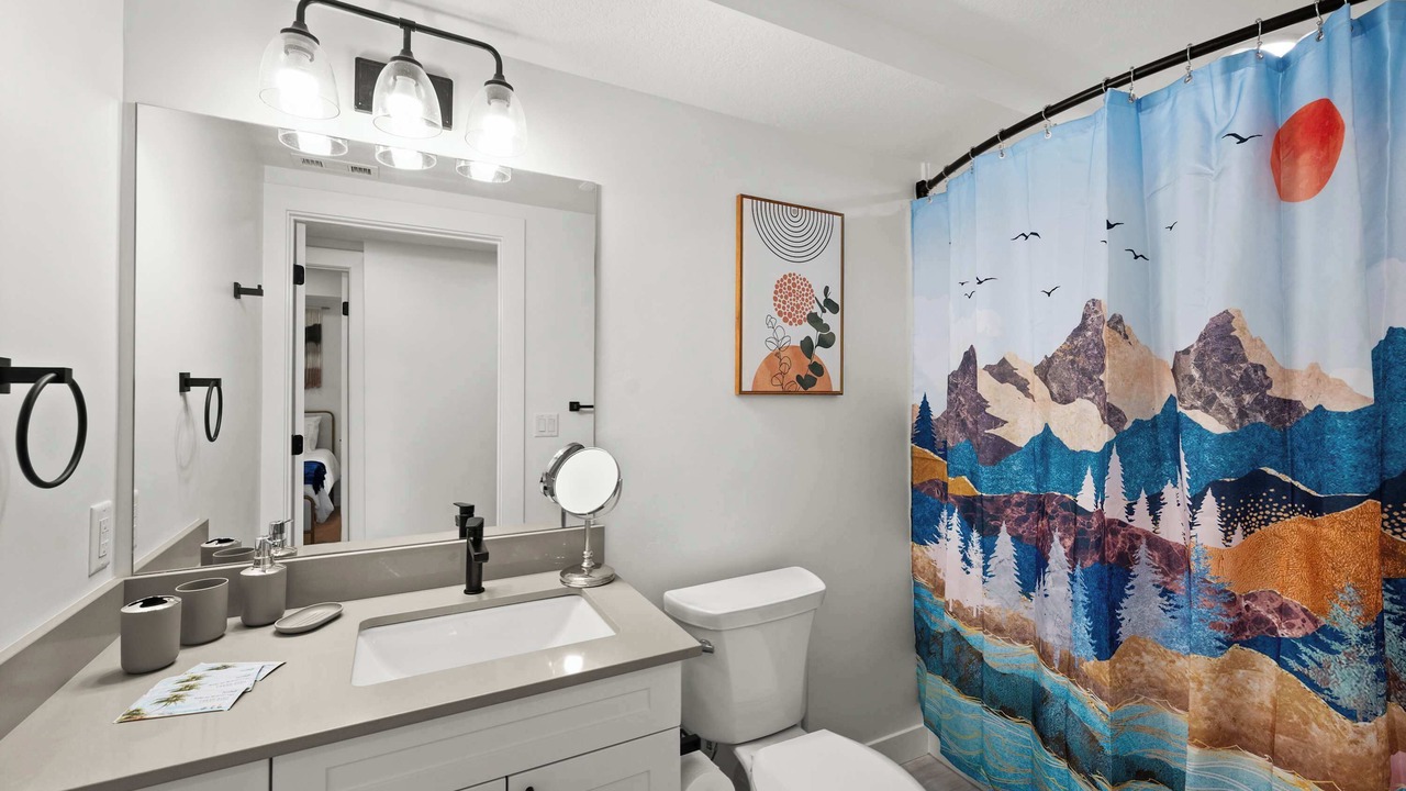 Photo of Bathroom in People's Freeway