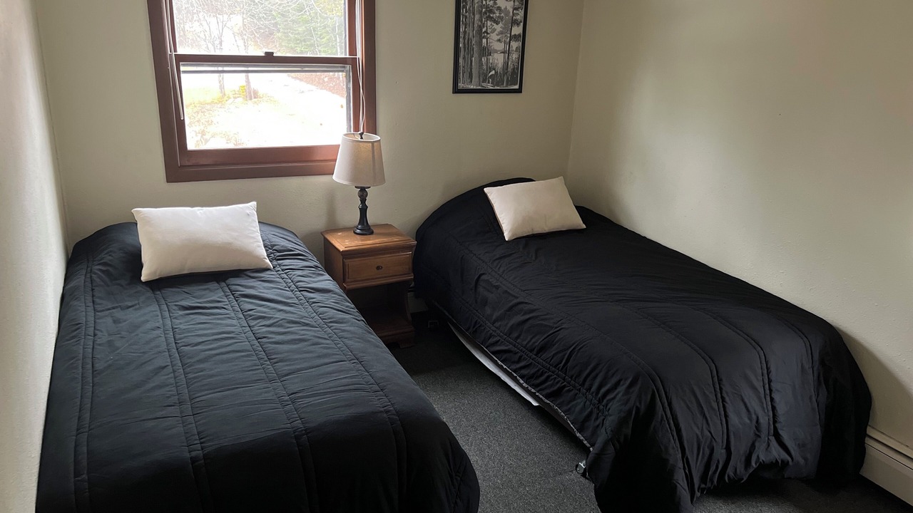 Photo of Bedroom in Crane Lake
