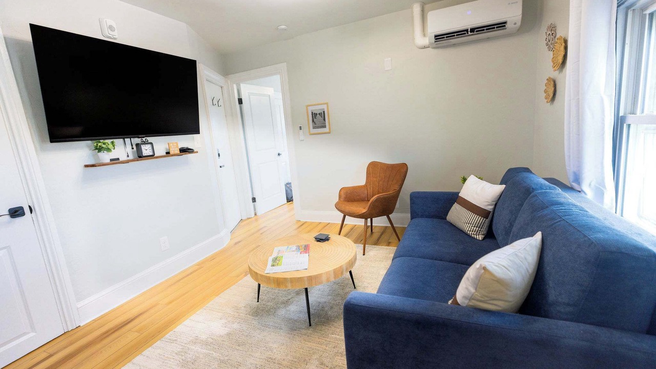 Photo of Livingroom in Federal Hill