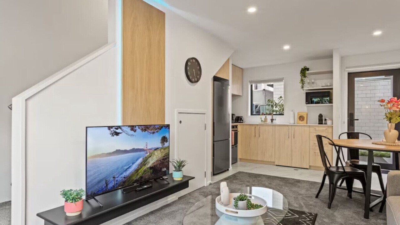 Photo of Others in Mount Albert