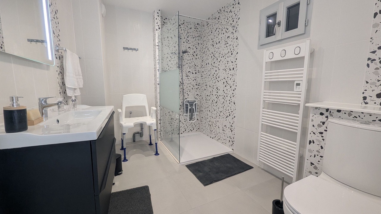 Photo of Bathroom in Bricon