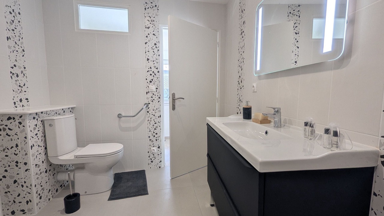 Photo of Bathroom in Bricon