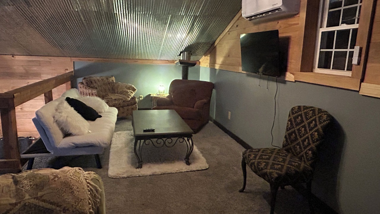 Photo of Livingroom in Shirley