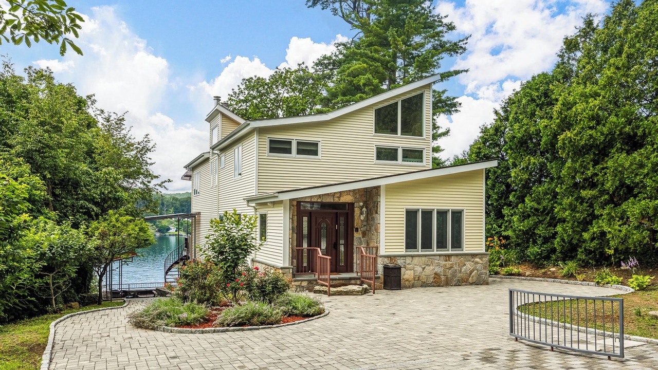 Photo of Outdoor in Danbury