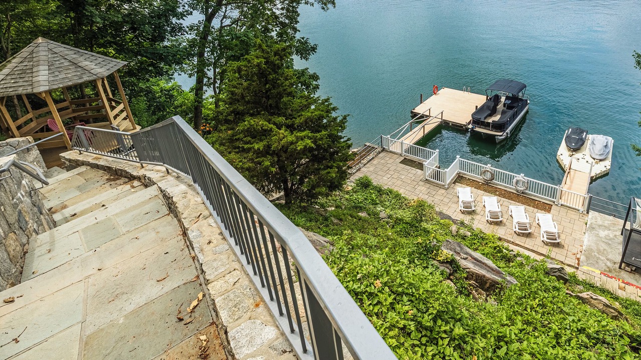 Photo of Patio Balcony in Danbury