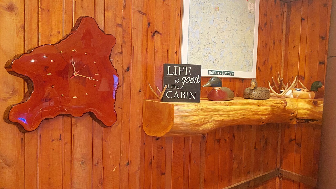 Photo of Livingroom in Iron River