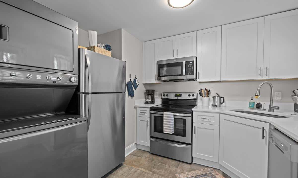 Photo of Kitchen in Southwest Raleigh