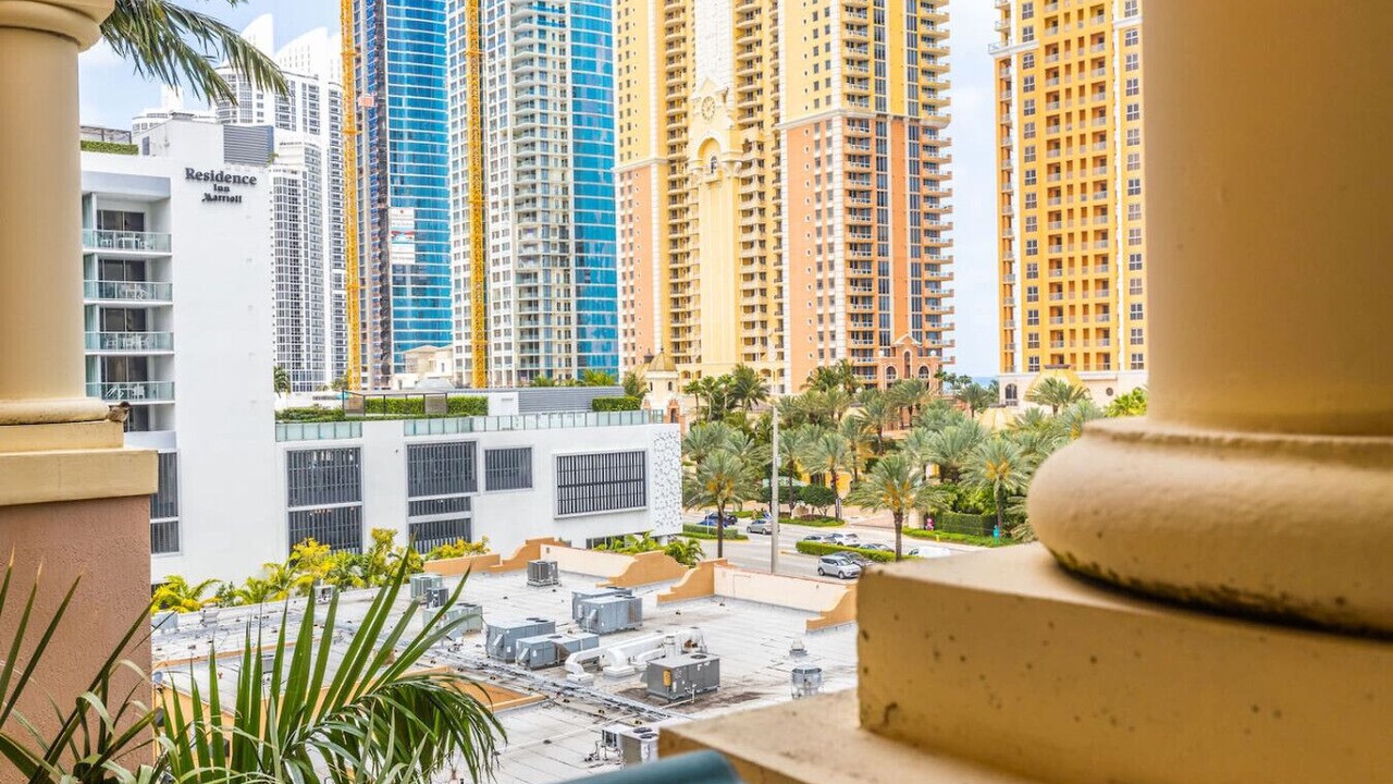 Photo of Outdoor in Sunny Isles Beach