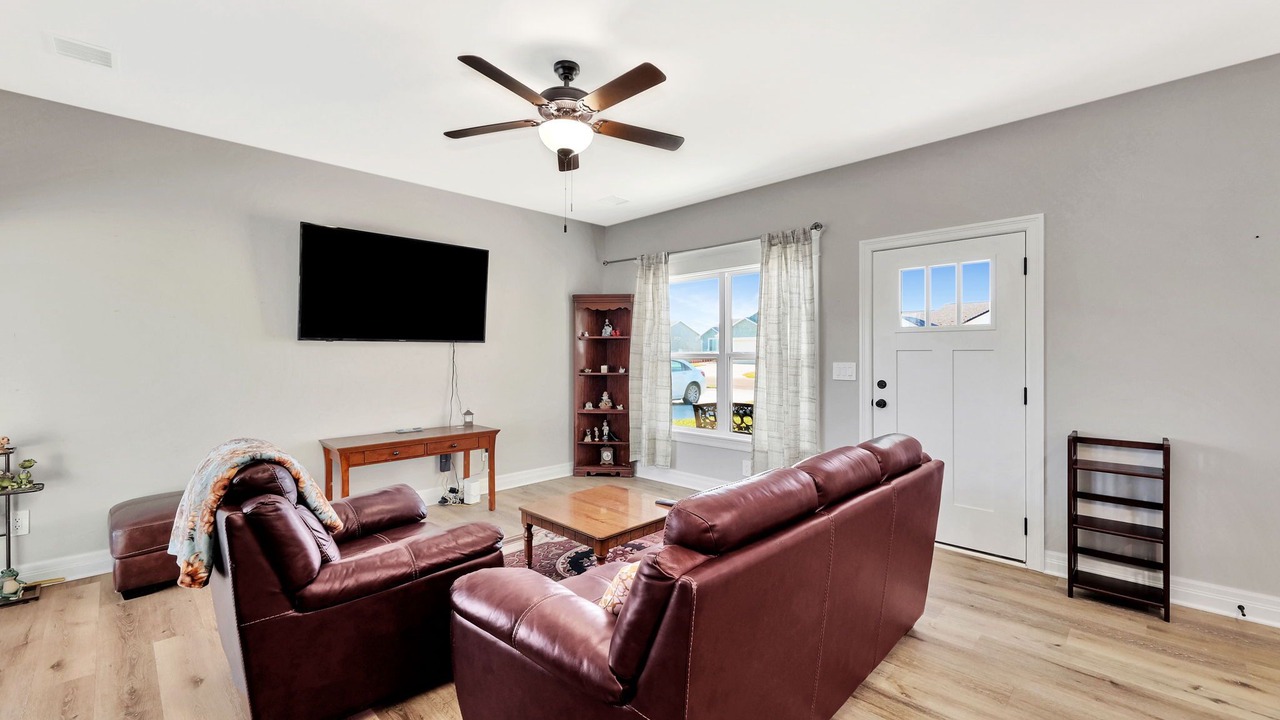 Photo of Livingroom in Goddard