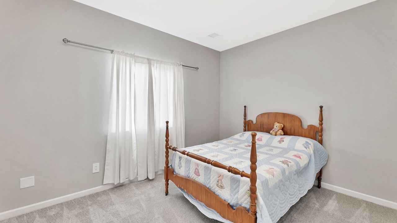 Photo of Bedroom in Goddard