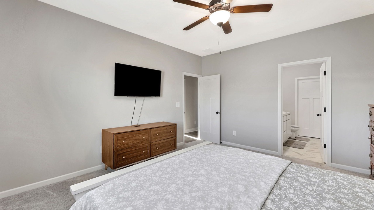 Photo of Bedroom in Goddard