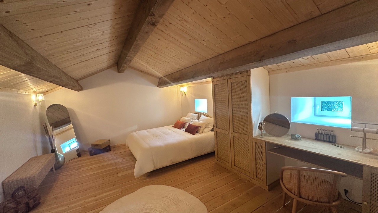 Photo of Bedroom in Saint-Etienne-de-Fontbellon