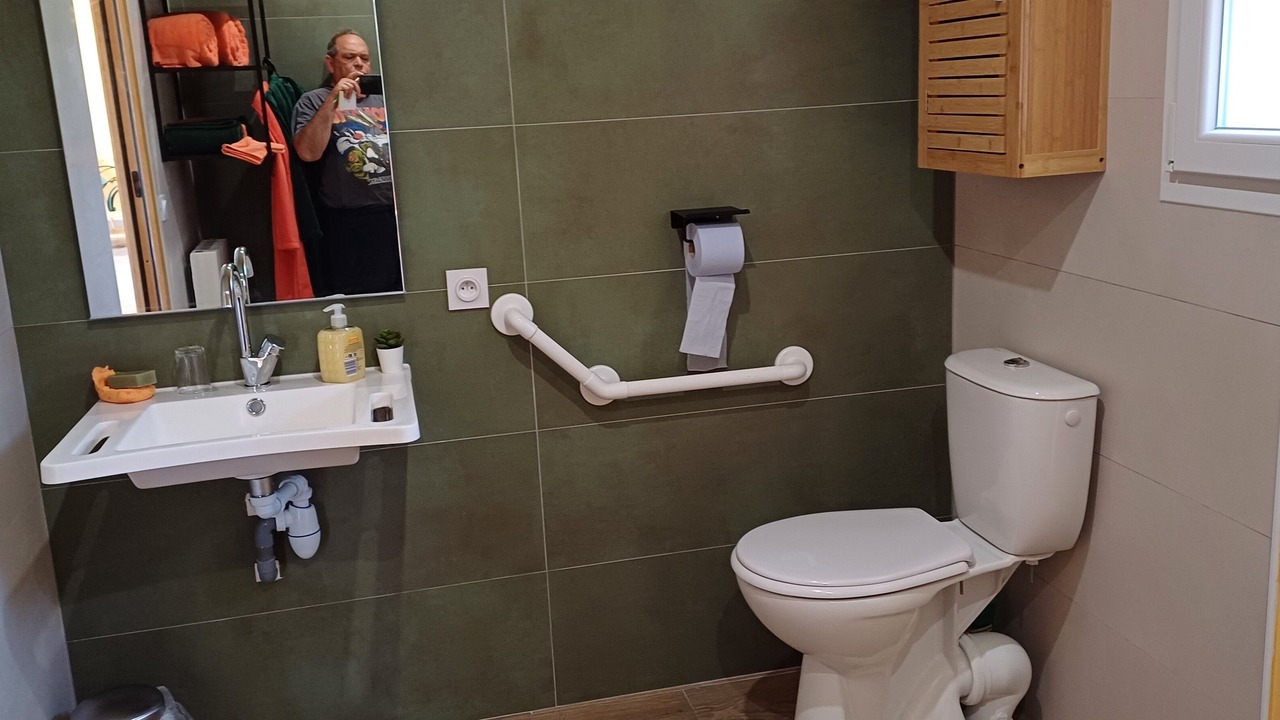 Photo of Bathroom in Ahuille