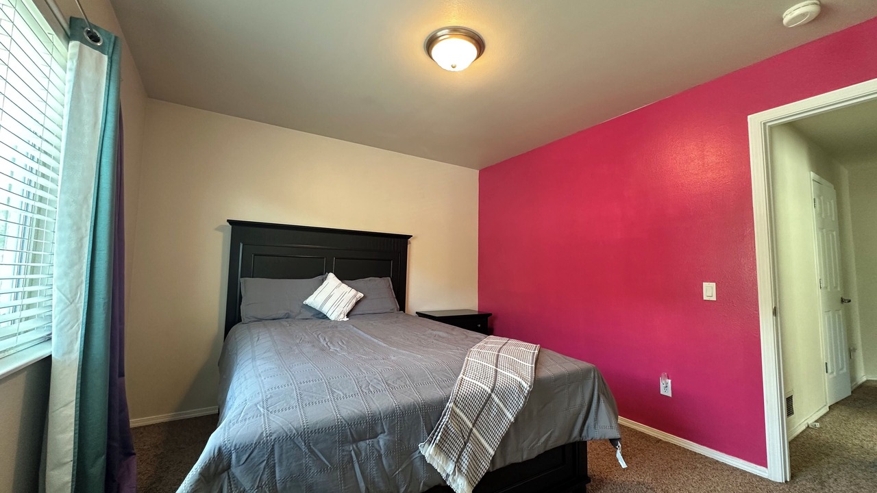 Photo of Bedroom in Eagle River