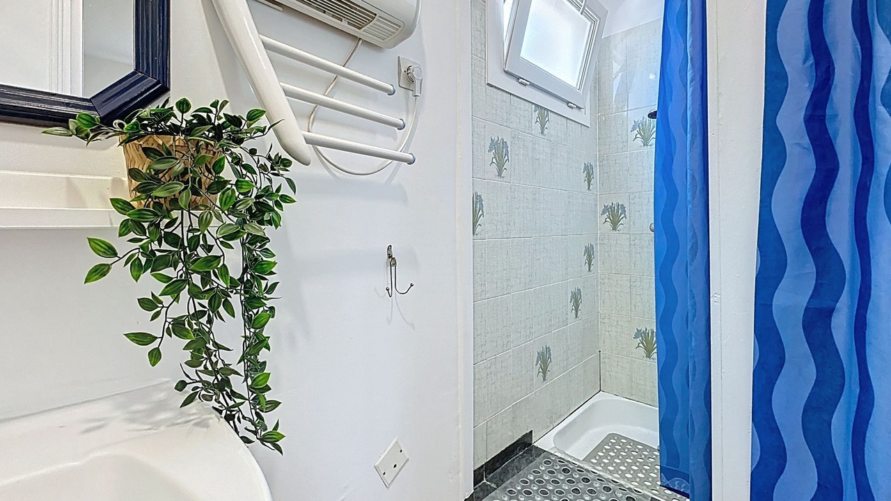 Photo of Bathroom in Tharon-Plage