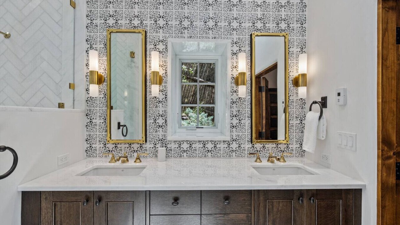 Photo of Bathroom in Historic Eastside