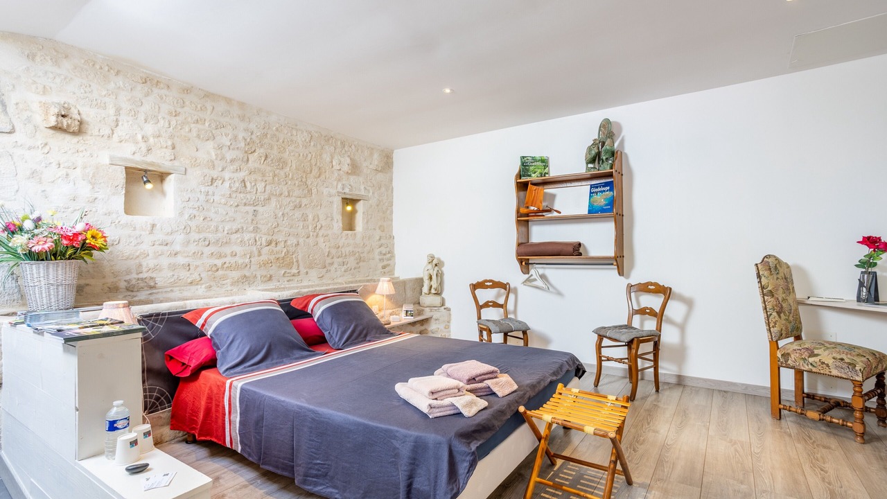 Photo of Bedroom in Saint-Martin-de-Fraigneau