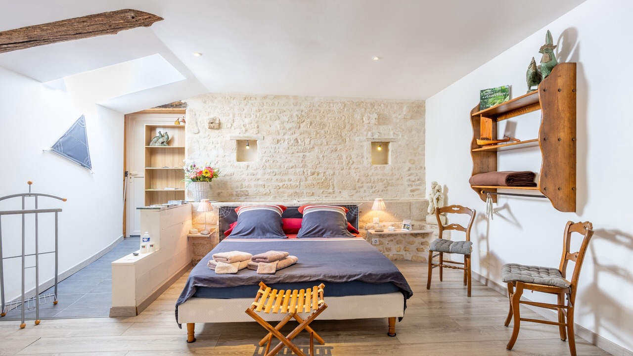 Photo of Bedroom in Saint-Martin-de-Fraigneau