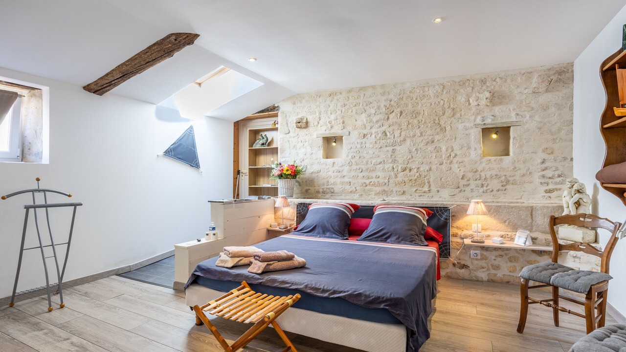 Photo of Bedroom in Saint-Martin-de-Fraigneau