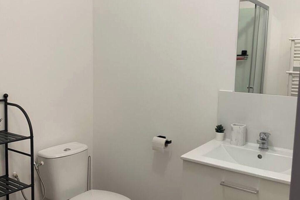 Photo of Bathroom in Denain