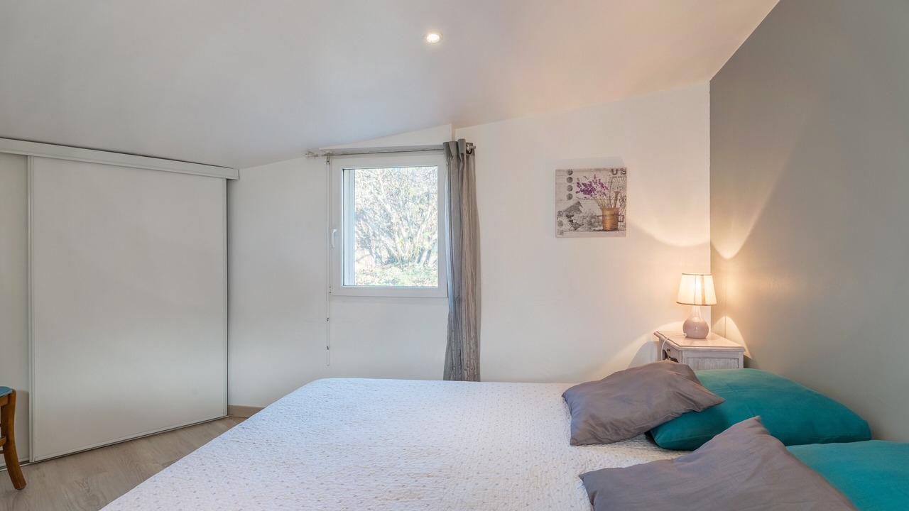 Photo of Bedroom in Greoux-les-Bains