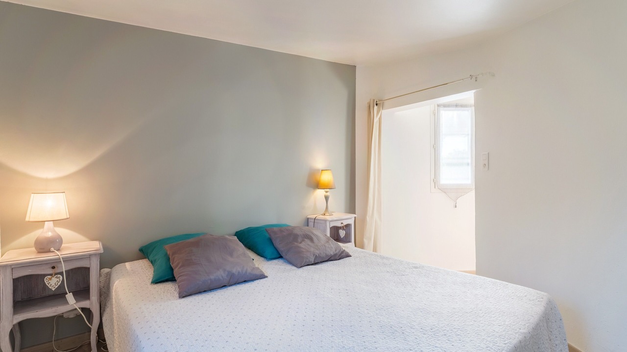 Photo of Bedroom in Greoux-les-Bains