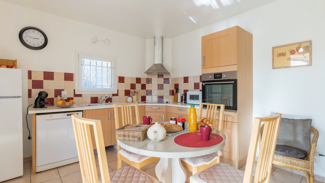 Photo of Kitchen in Greoux-les-Bains