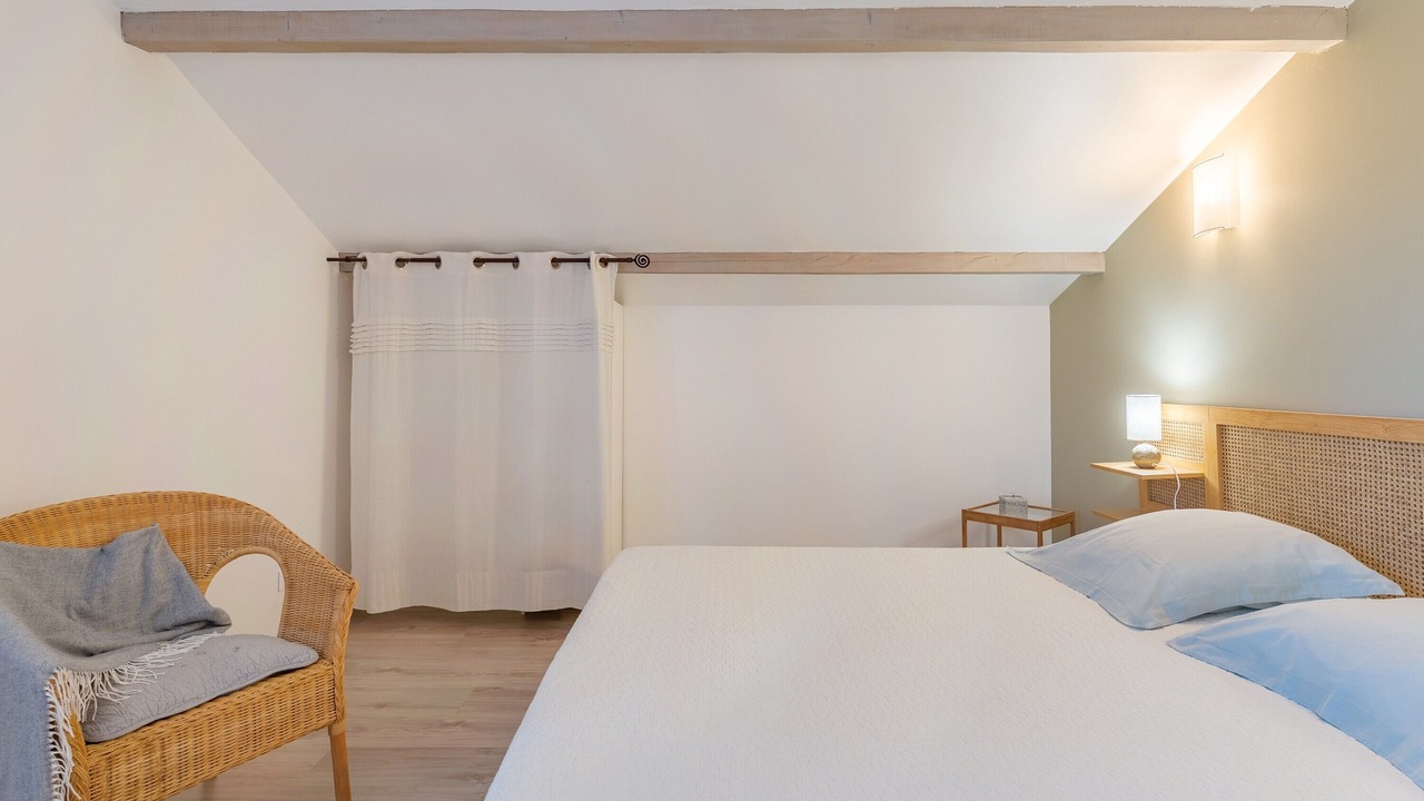 Photo of Bedroom in Greoux-les-Bains