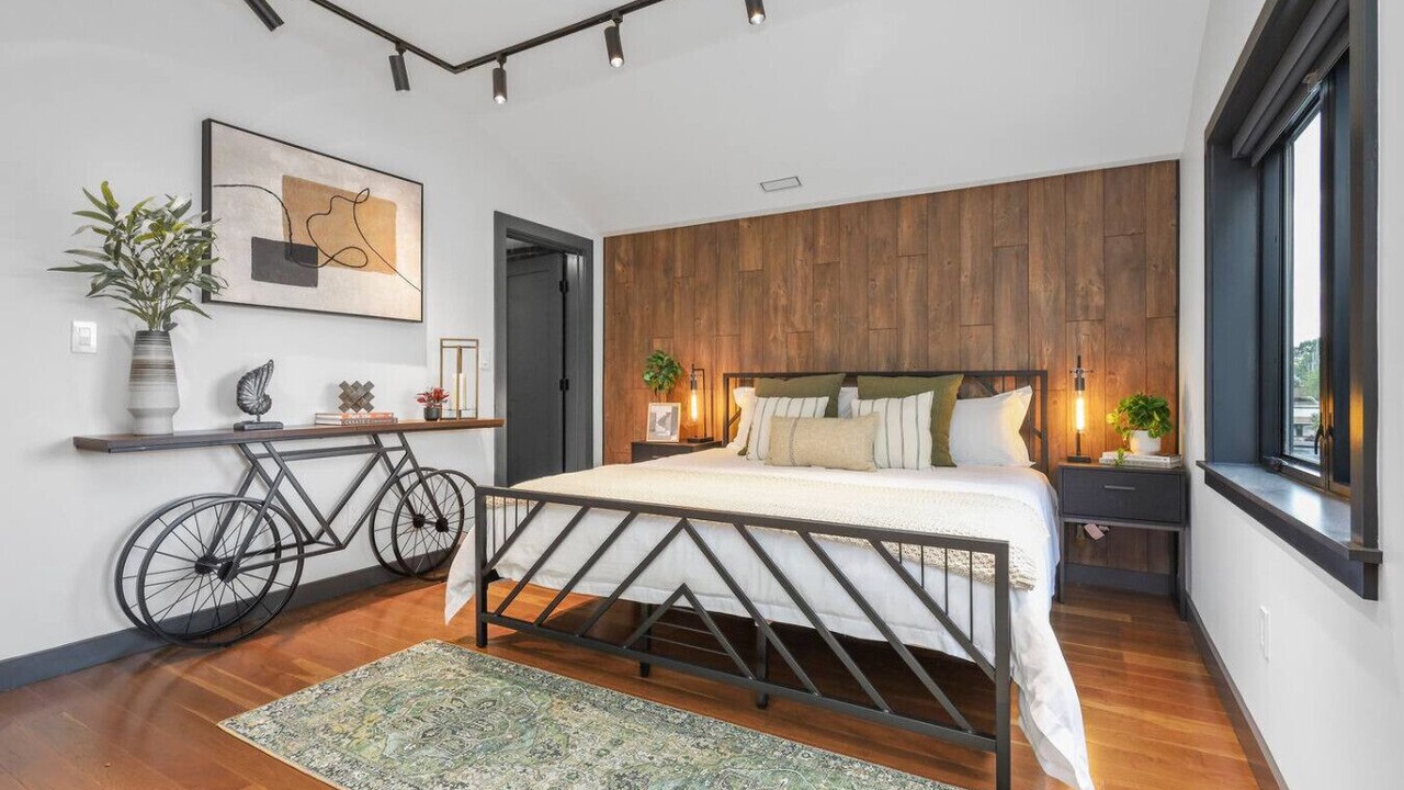 Photo of Bedroom in Somerville