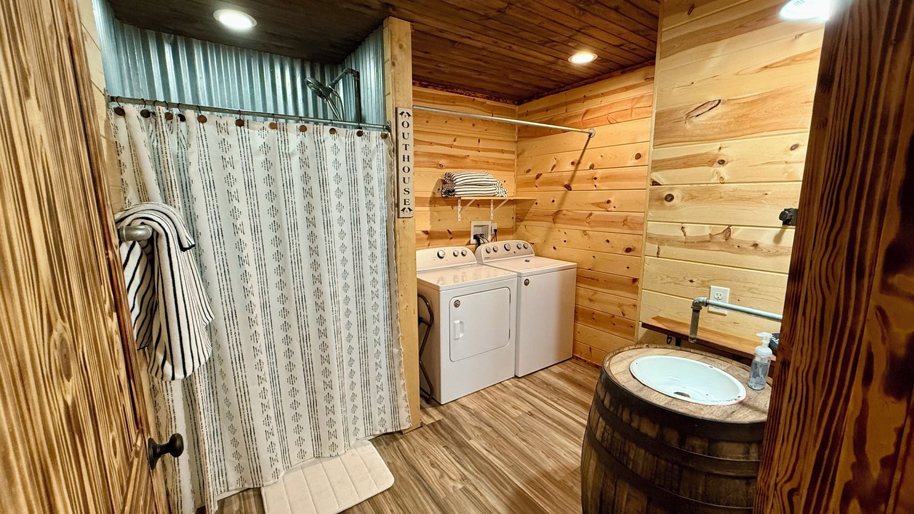 Photo of Bathroom in Fort Payne