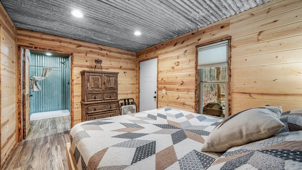 Photo of Bedroom in Fort Payne