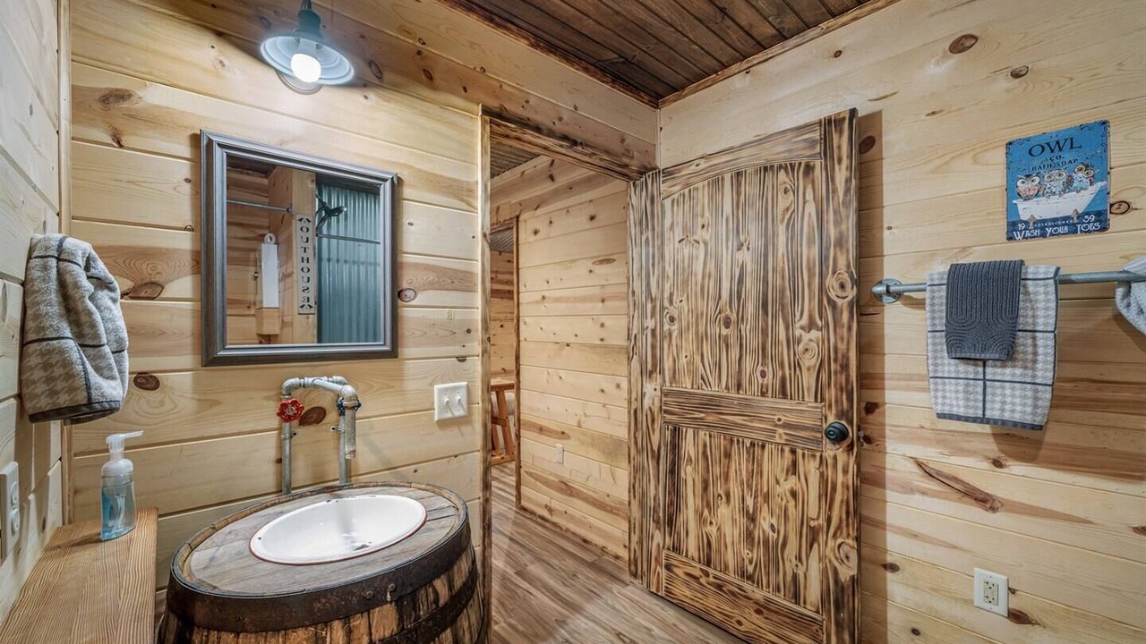 Photo of Bathroom in Fort Payne