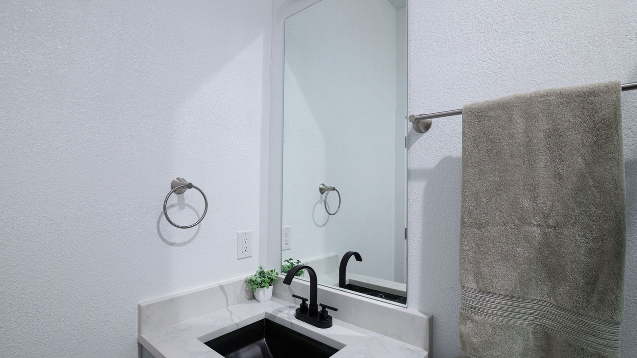 Photo of Bathroom in Cedar Crest