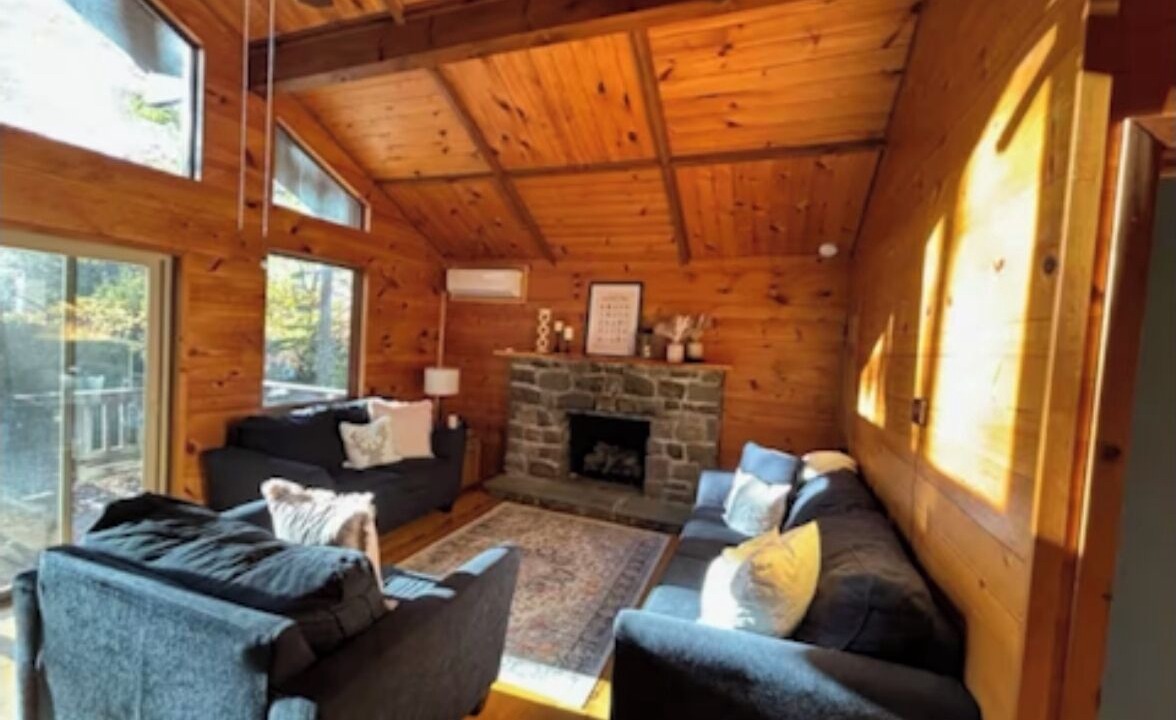 Photo of Livingroom in Lake Harmony
