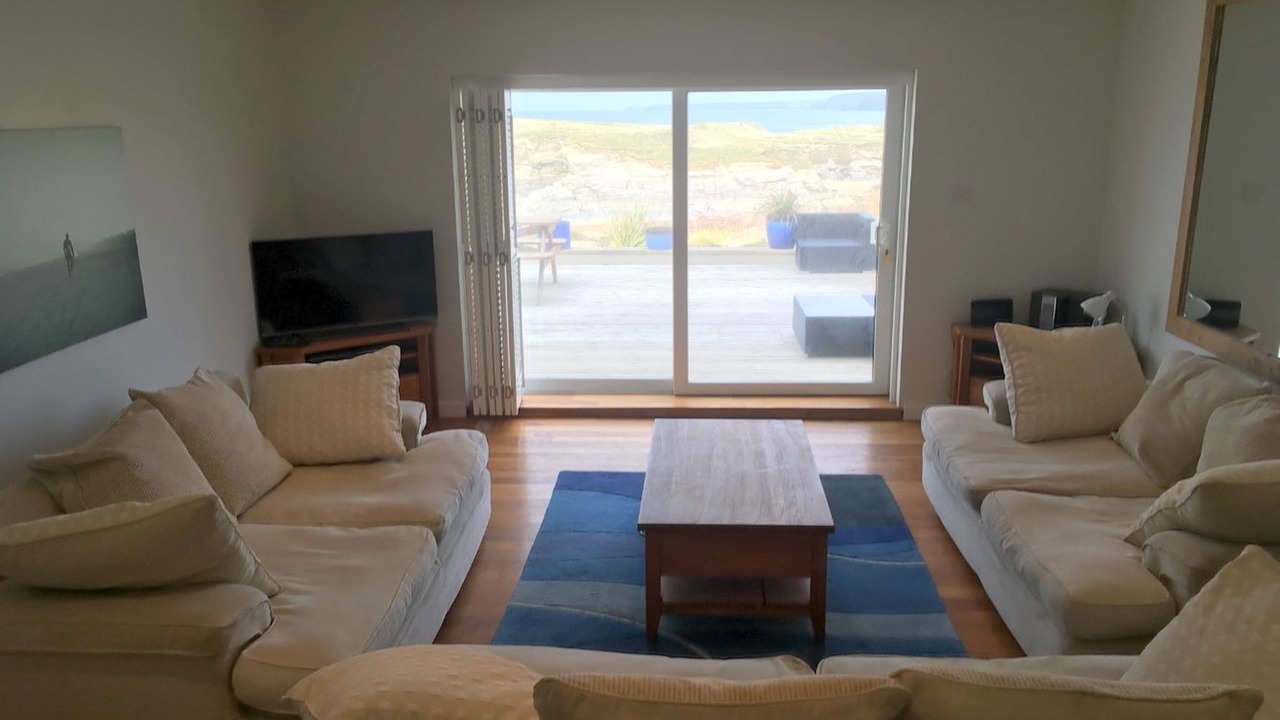 Photo of Livingroom in Lusty Glaze