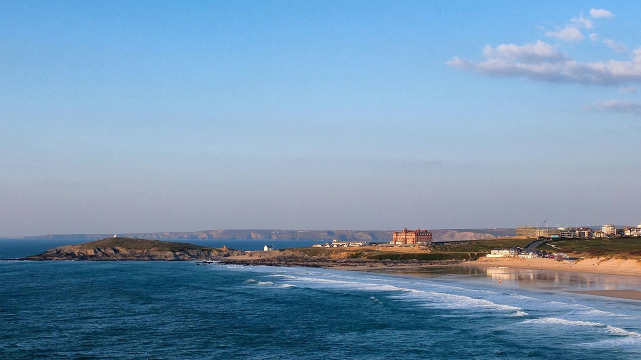 Photo of Others in Lusty Glaze