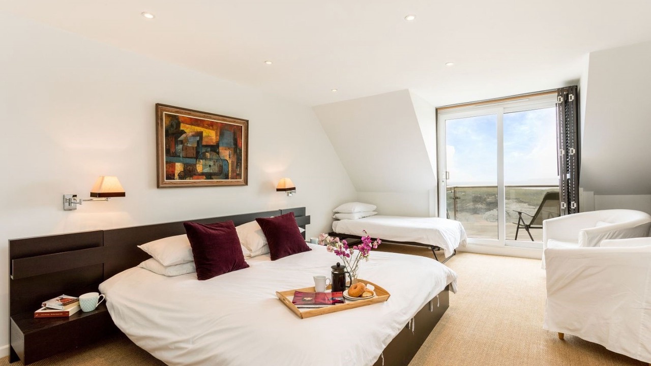 Photo of Bedroom in Lusty Glaze