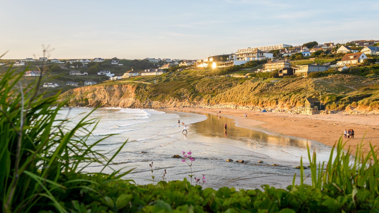 Photo of Others in Constantine Bay