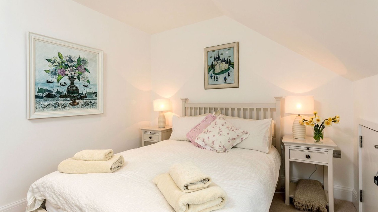 Photo of Bedroom in Constantine Bay