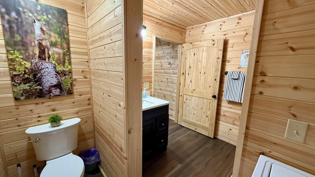 Photo of Bathroom in Fort Payne