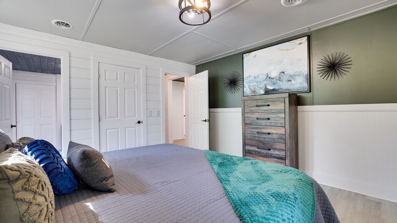 Photo of Bedroom in Saylorsburg