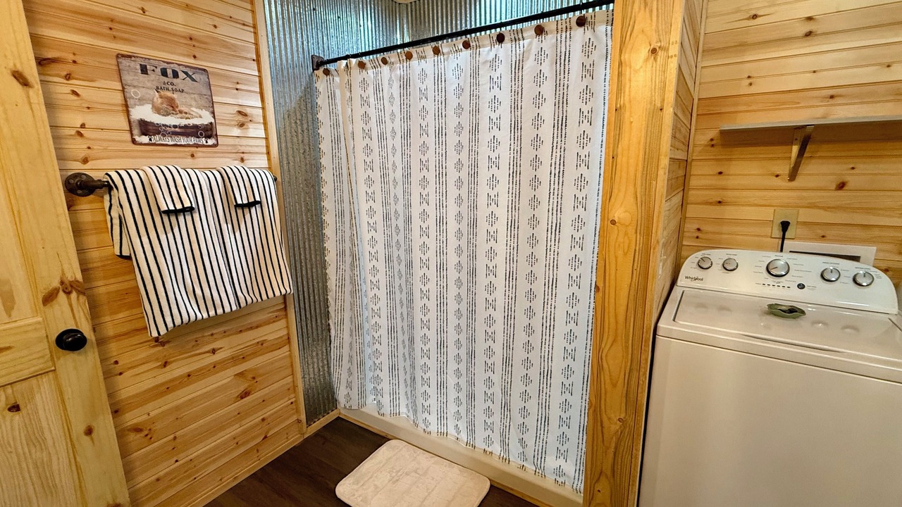 Photo of Bathroom in Fort Payne