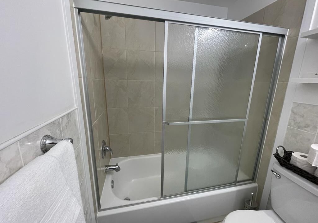 Photo of Bathroom in Sainte-Anne-de-Bellevue