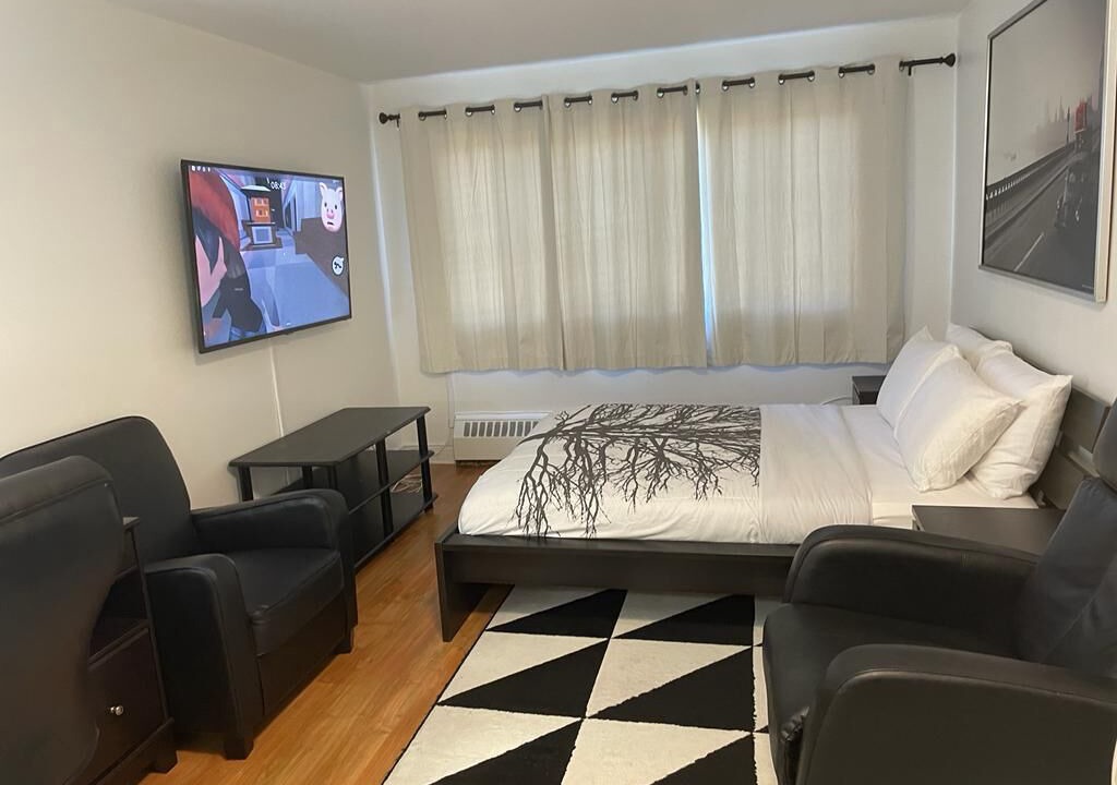 Photo of Bedroom in Sainte-Anne-de-Bellevue