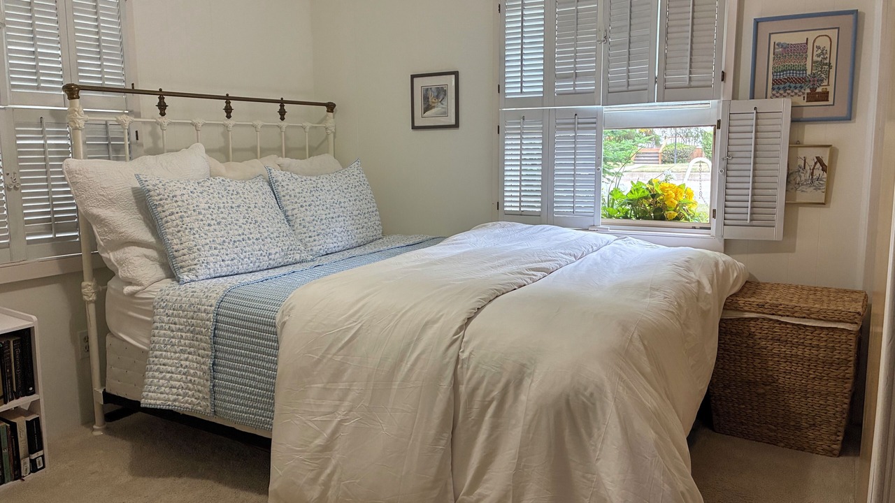 Photo of Bedroom in Pentwater